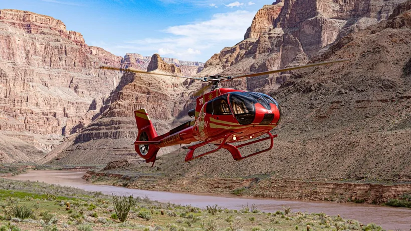 Grand Canyon Landing & Vegas Strip Flight