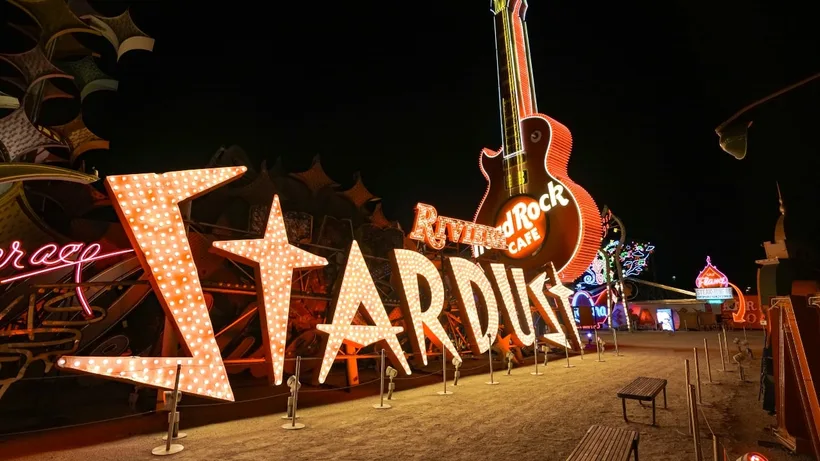 Night Helicopter Flight & Neon Museum Tour